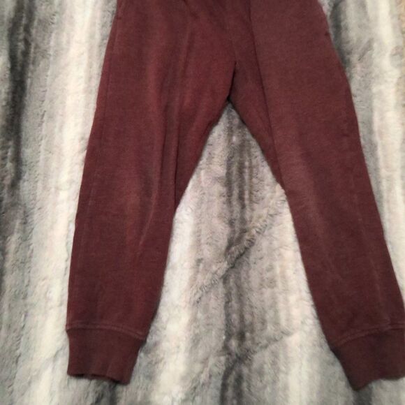 5/$50 Children's Place Boys Size 7/8 (M)  Maroon Joggers - Picture 3 of 3